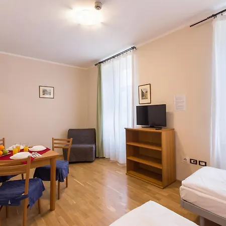 Duskova Apartament *